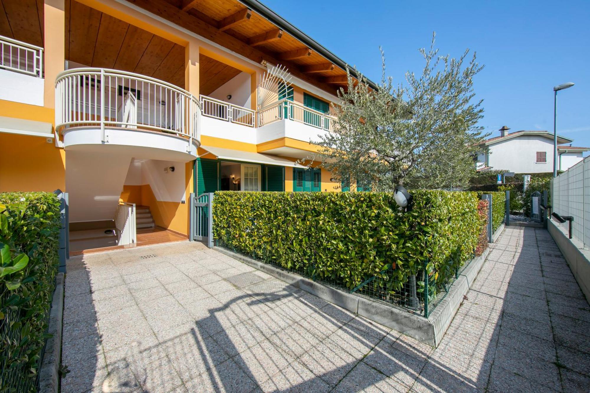 Casa Emma With Pool - Happy Rentals Sirmione Ngoại thất bức ảnh